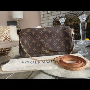 SOLD OUT””””Authentic Louis Vuitton favorite mm in an excellent condition